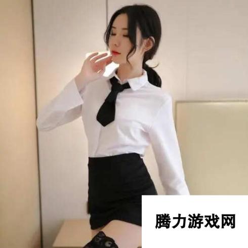 YSL蜜桃色13569：春日美妆新宠，打造甜美桃花妆的秘诀